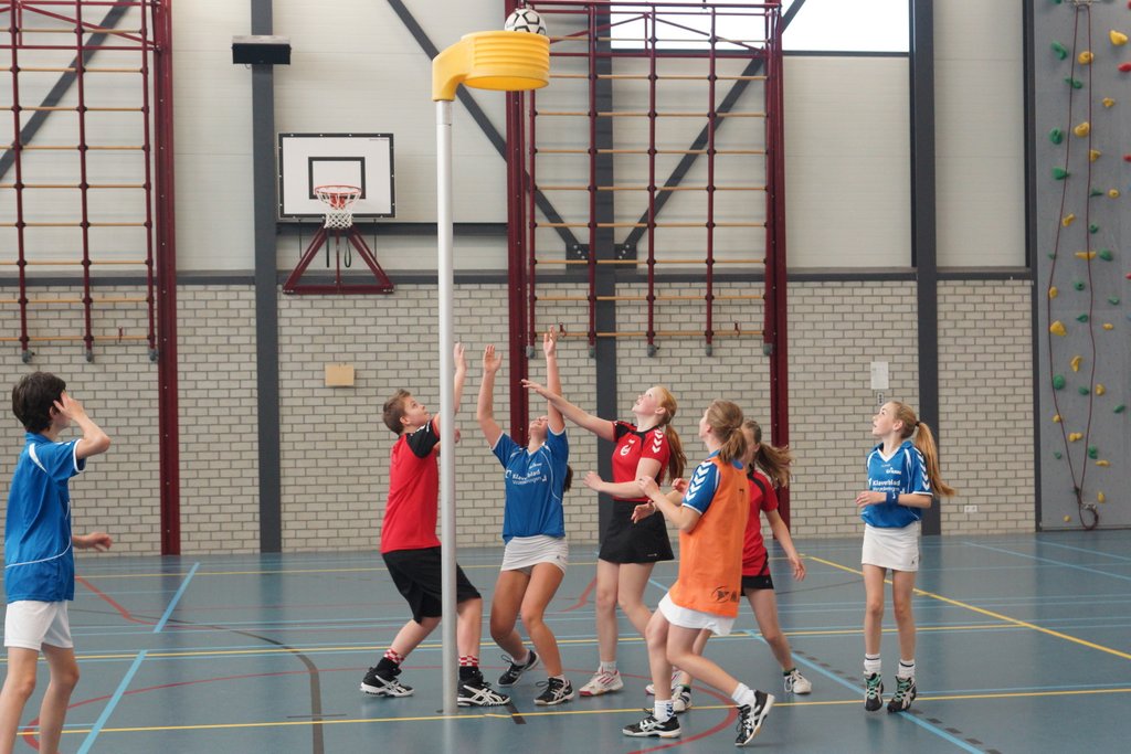 Korfbal C2  8 november-023.JPG